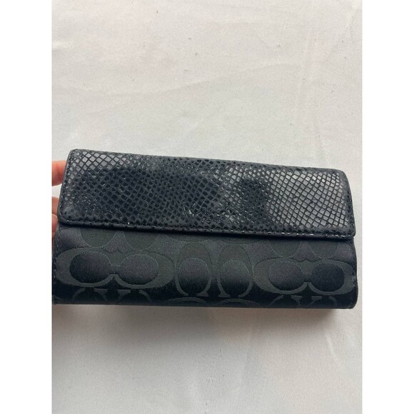 Coach Black Leather Logo Hampton Turnlock Wallet w/ Checkbook Cover - Picture 5 of 7